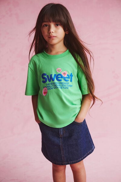 Poppy Oversize Graphic Print Tee, TENNIS GREEN/SWEET STICKERS