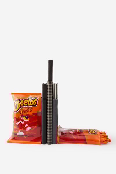 Collab Bookends, LCN CHE CHEETOS